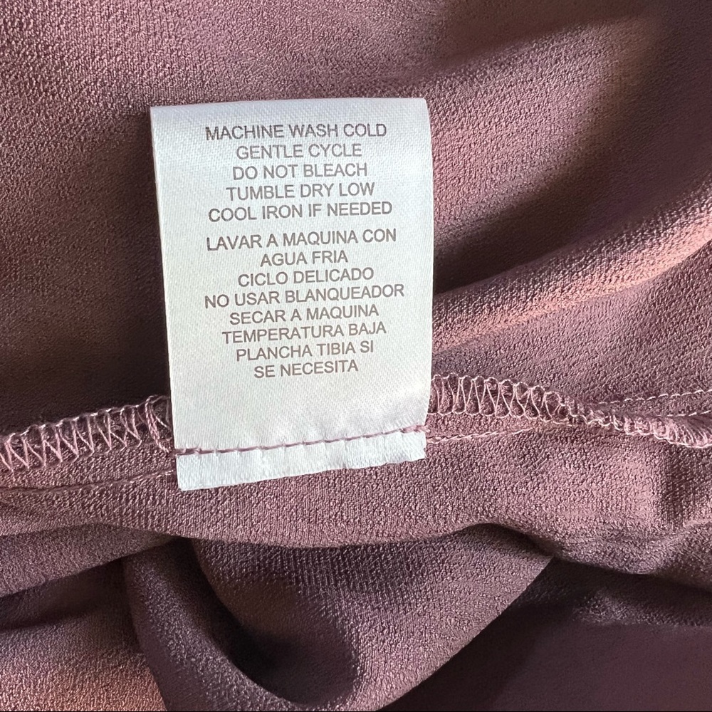 Crescent and Willough Blouse Mauve Ruffle Cuff Sleeves with Tie Keyhole Back L - Picture 8 of 8